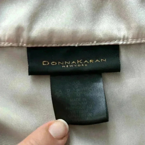 Donna Karan | Floral lace light  pink top - Picture 7 of 9